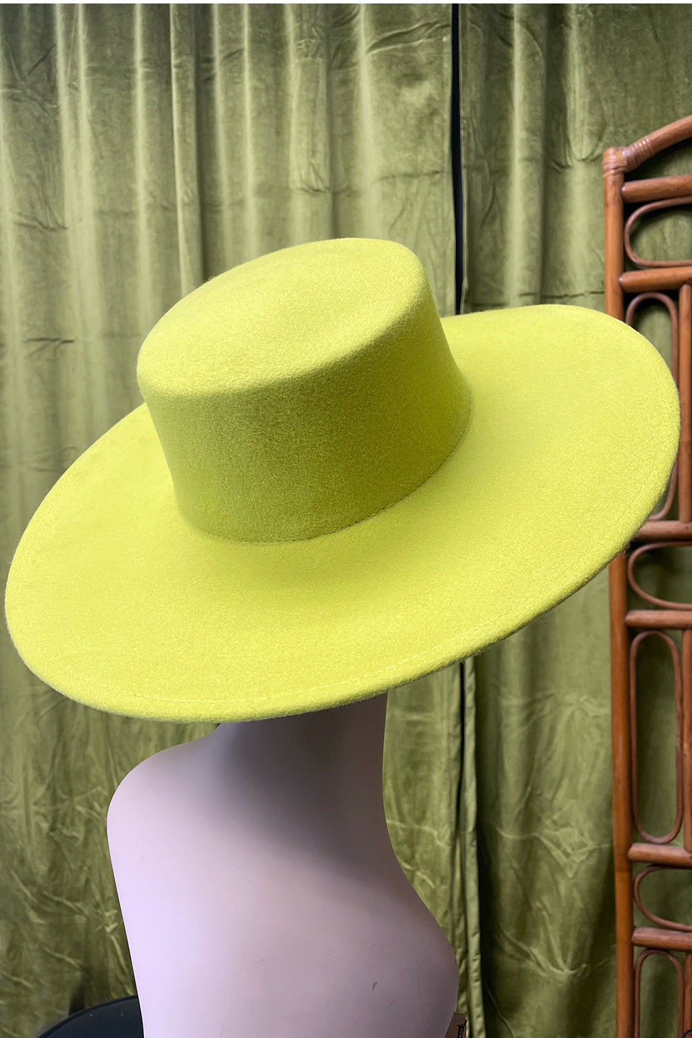 Night Tripper Hat Chartreuse