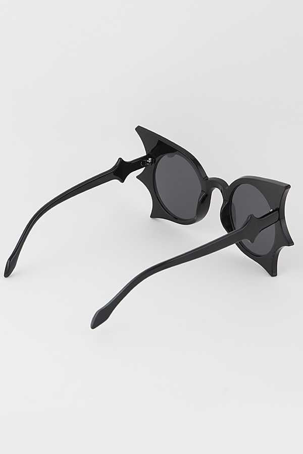 Round Bat Wing Sunnies