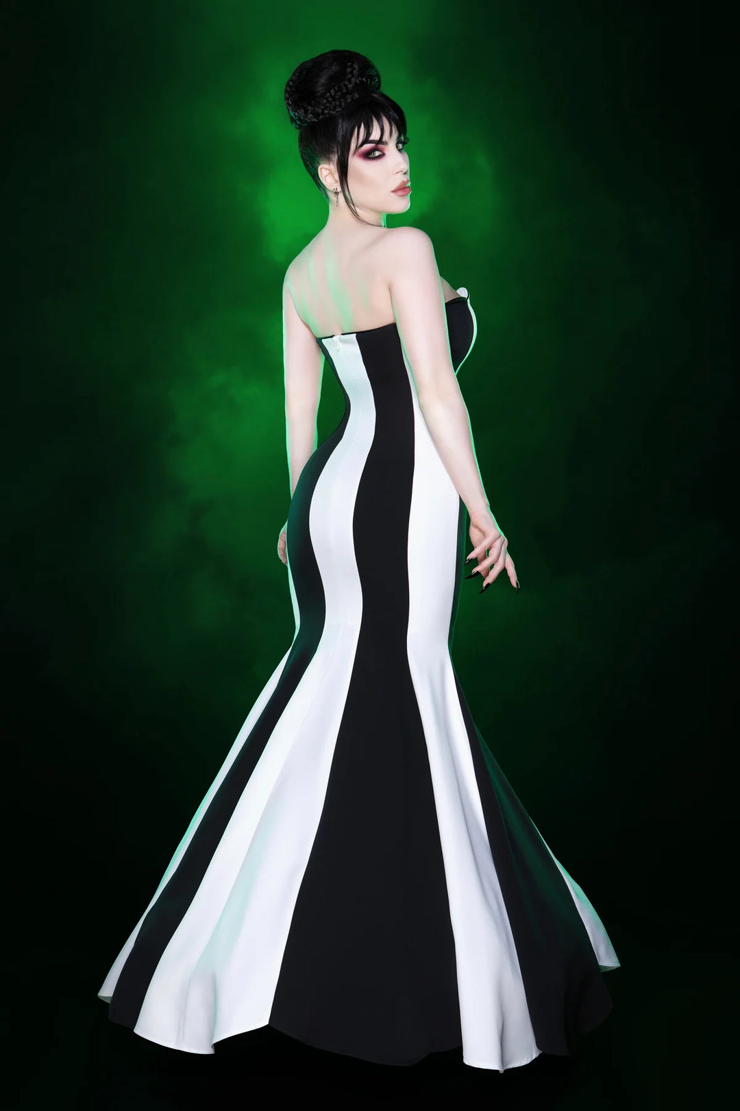 SANDWORM STRIPED GOWN PRE-ORDER