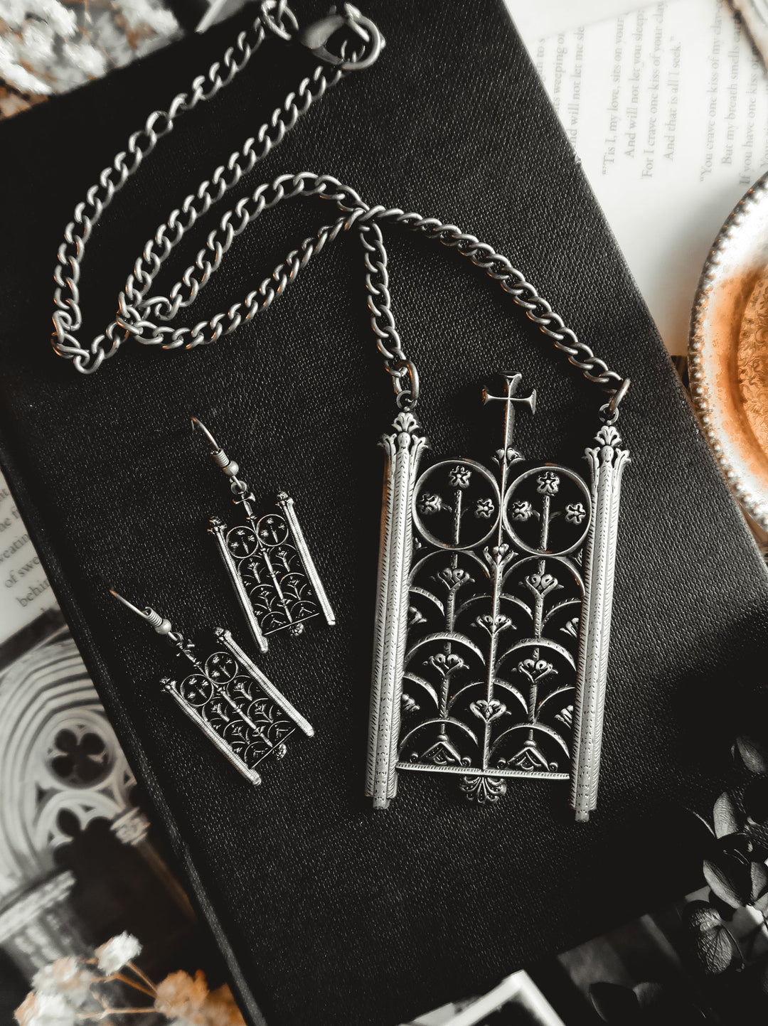 Rotunda Relic Necklace