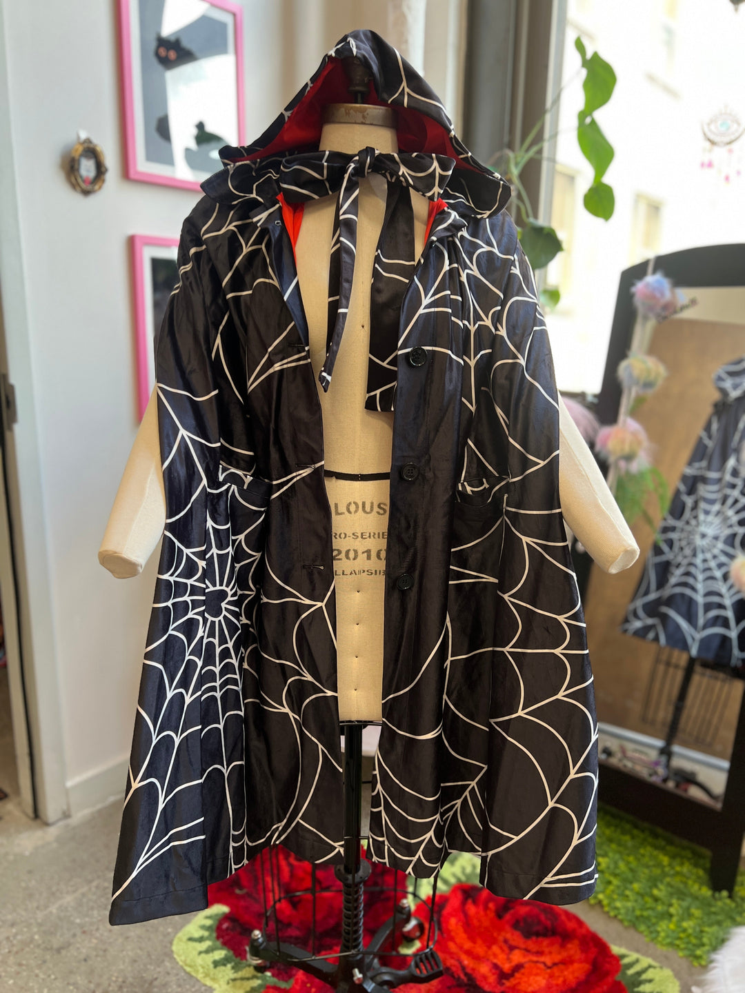 Florence Hooded Cape In Spiderweb Print