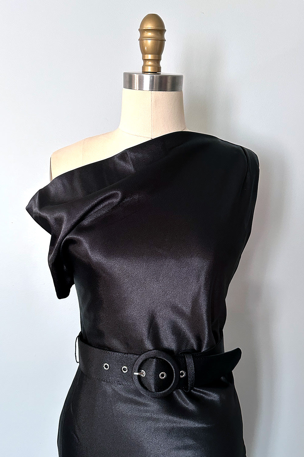 Marilyn Satin Off Shoulder Wiggle Dress Black