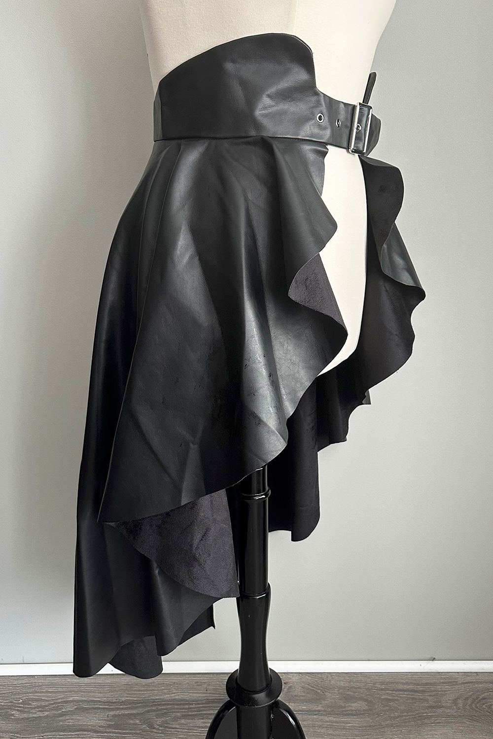 Peplum belt discount